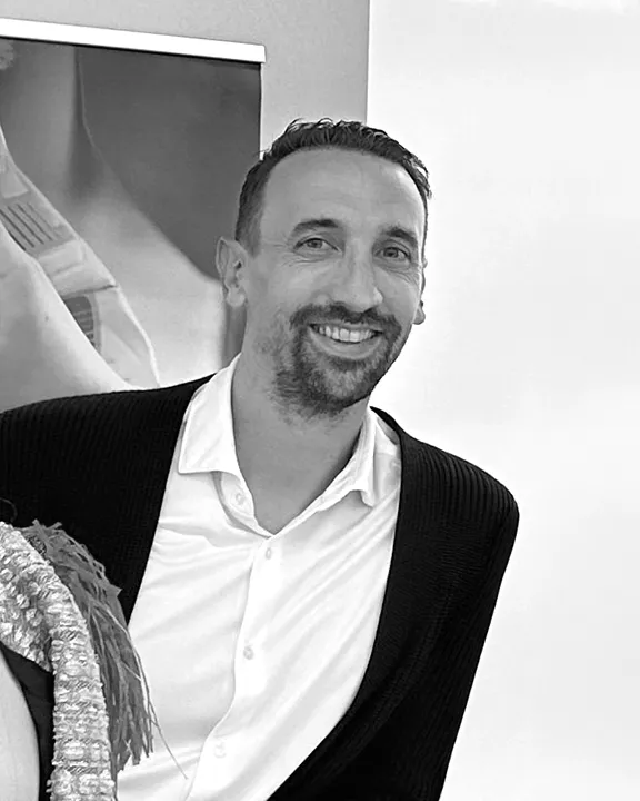 Michael Trajkovic è growth strategist ed esperto di innovazione, specializzato nello sviluppo e nella crescita di startup fashion tech.