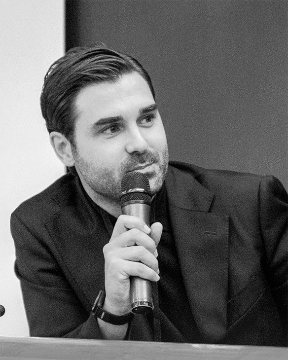 Ritratto del docente Federico Vezza.